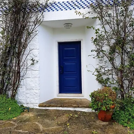 アパート 4 Bedrooms With Shared Pool Enclosed Garden And Wifi At 5 Km Away From The Beach *