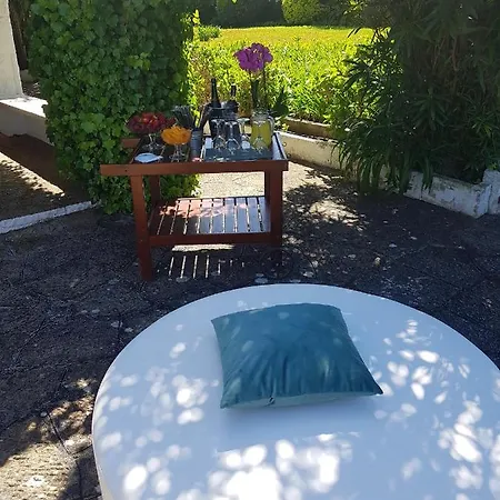 4 Bedrooms With Shared Pool Enclosed Garden And Wifi At 5 Km Away From The Beach アパート シントラ